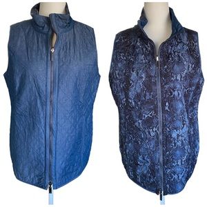 Chicos Reversible Chambray / Black & Navy Snakeskin Print Zip Up Vest